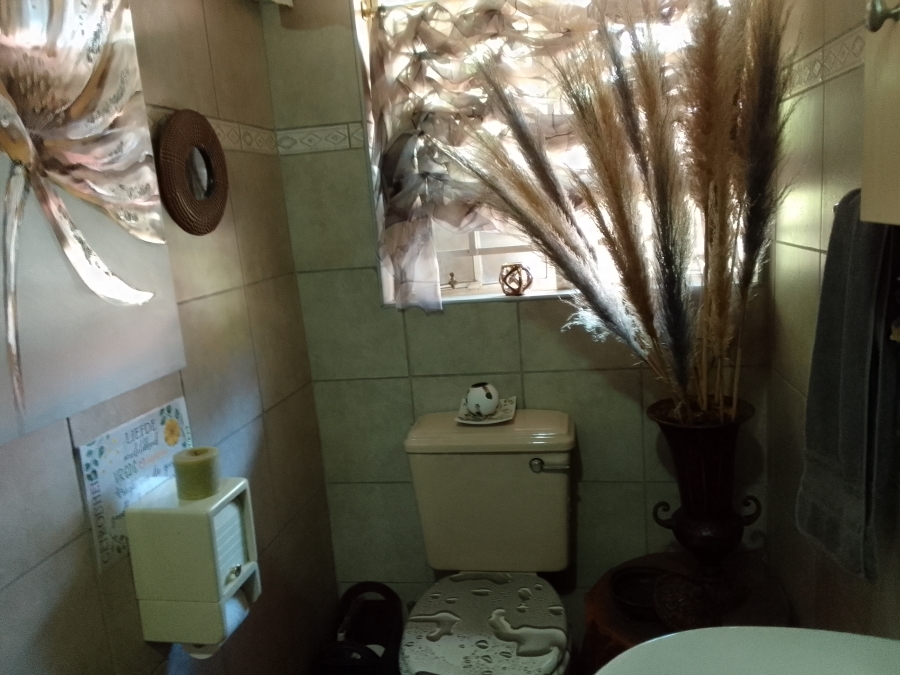 3 Bedroom Property for Sale in Oos Einde North West